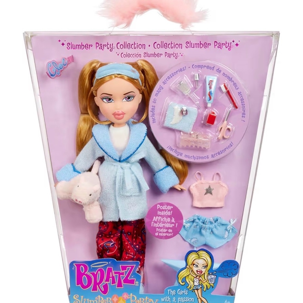 Bratz Slumber Party Cloe Fashion Doll with 2 sets of pajamas,plush & accesories.